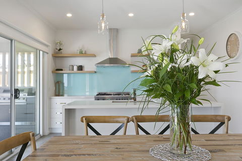 Tidal Changes - Rejuvenate Stays - Accommodation Kalgoorlie 12