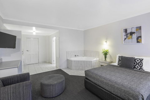 Cathedral Motor Inn - Accommodation Kalgoorlie 18