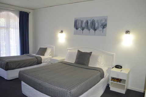Cathedral Motor Inn - Accommodation Kalgoorlie 9