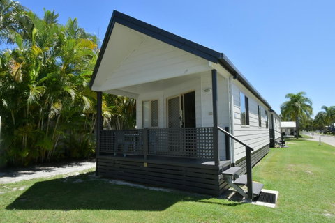 BIG4 Breeze Holiday Parks - Rainbow Beach - Accommodation Kalgoorlie 6