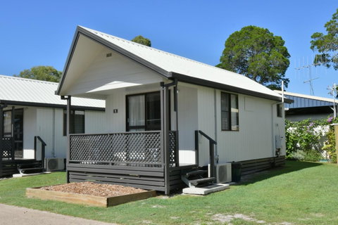 BIG4 Breeze Holiday Parks - Rainbow Beach - Accommodation Kalgoorlie 9