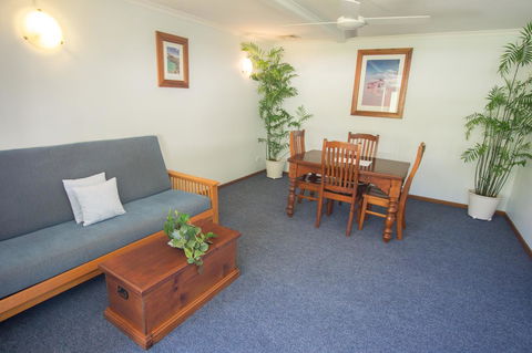 Debbie\'s Place - Accommodation Kalgoorlie 39