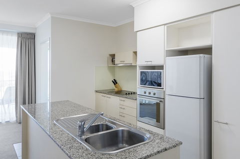 Ramada By Wyndham Marcoola Beach - Accommodation Kalgoorlie 9