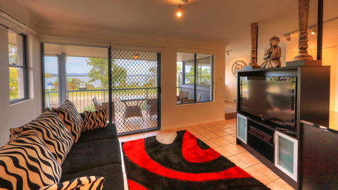 Dolphin Waters - Accommodation Kalgoorlie 7