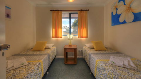 Dolphin Waters - Accommodation Kalgoorlie 9