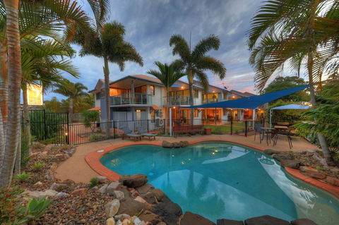 Dolphin Waters - Accommodation Kalgoorlie 2