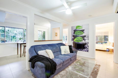 Airlie Beach Eco Cabins - Adults Only - Accommodation Kalgoorlie 39