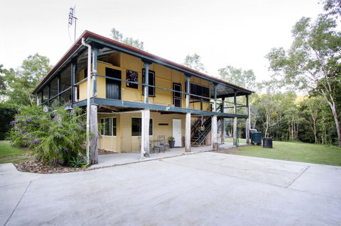 Airlie Beach Eco Cabins - Adults Only - Accommodation Kalgoorlie 44