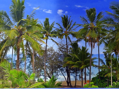 By The Sea Port Douglas - Accommodation Kalgoorlie 3