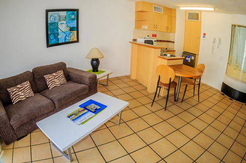 Grand Palais Boolarong Beachside Apartments - Accommodation Kalgoorlie 15