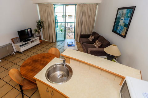 Grand Palais Boolarong Beachside Apartments - Accommodation Kalgoorlie 10