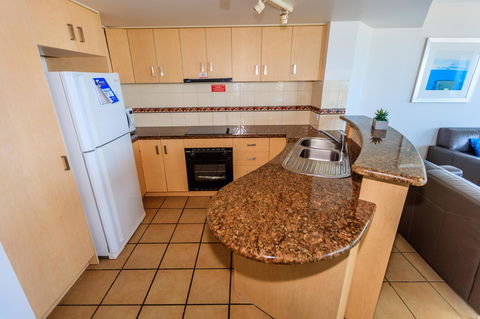 Grand Palais Boolarong Beachside Apartments - Accommodation Kalgoorlie 25