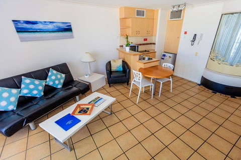 Grand Palais Boolarong Beachside Apartments - Accommodation Kalgoorlie 14