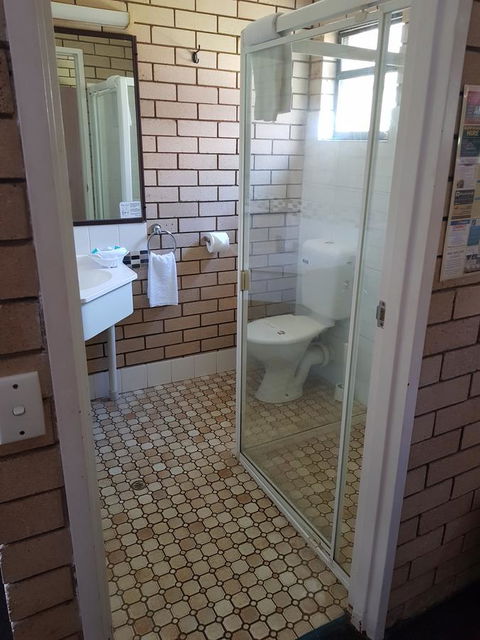 Twin Pines Motel - Accommodation Kalgoorlie 1