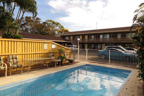 Twin Pines Motel - Accommodation Kalgoorlie 0