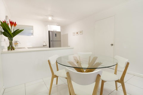 The White House Port Douglas - Accommodation Kalgoorlie 13