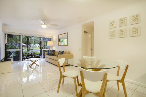 The White House Port Douglas - Accommodation Kalgoorlie 14