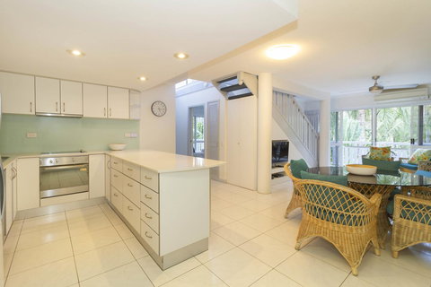 The White House Port Douglas - Accommodation Kalgoorlie 23