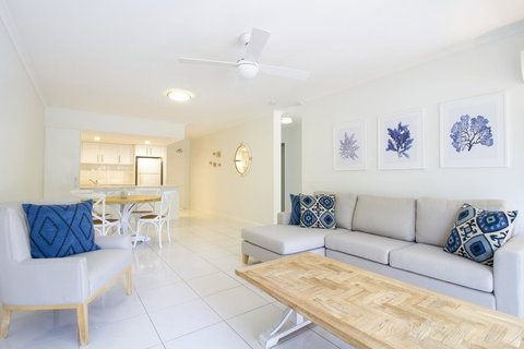 The White House Port Douglas - Accommodation Kalgoorlie 5