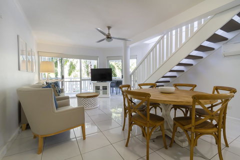 The White House Port Douglas - Accommodation Kalgoorlie 7