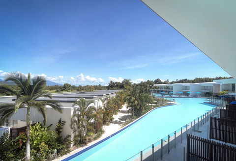 Pool Resort Port Douglas - Accommodation Kalgoorlie 11