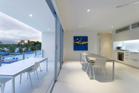 Pool Resort Port Douglas - Accommodation Kalgoorlie 16