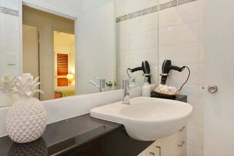 [ ANDY'S BEACH HOUSE ] - Accommodation Kalgoorlie 28