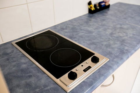 Sunlit Waters Studio Apartments - Accommodation Kalgoorlie 35