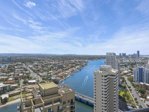 Beach Stay - Ocean & Riverview Resort Chevron Renaissance Central Surfers Paradise - Accommodation Kalgoorlie 15