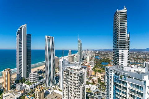 Beach Stay - Ocean & Riverview Resort Chevron Renaissance Central Surfers Paradise - Accommodation Kalgoorlie 23