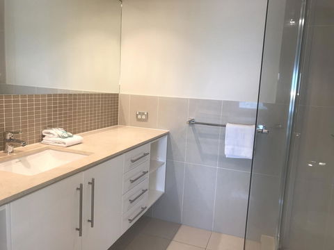 Proximity Waterfront Apartments - Accommodation Kalgoorlie 11