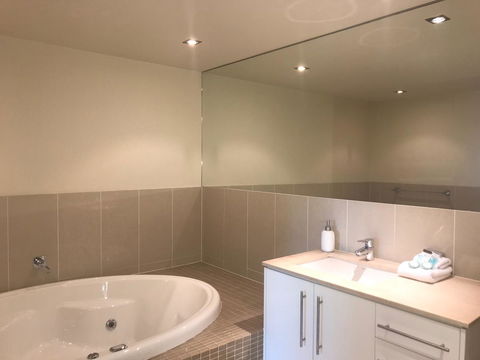 Proximity Waterfront Apartments - Accommodation Kalgoorlie 12