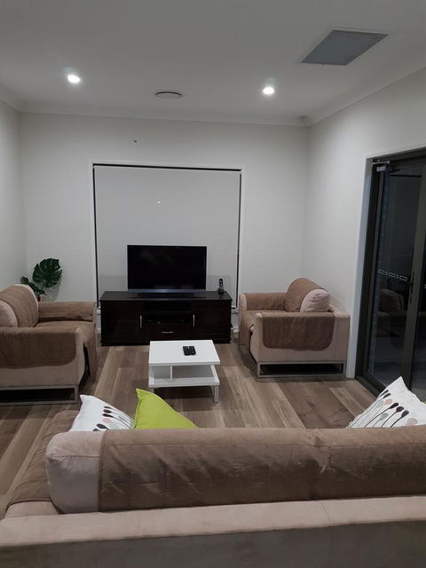 Adwaga Lodge - Accommodation Kalgoorlie 8