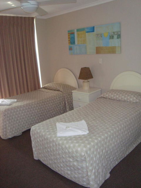 Grosvenor Beachfront Apartments Surfers Paradise - Accommodation Kalgoorlie 18