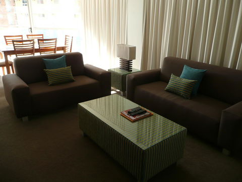 Grosvenor Beachfront Apartments Surfers Paradise - Accommodation Kalgoorlie 25