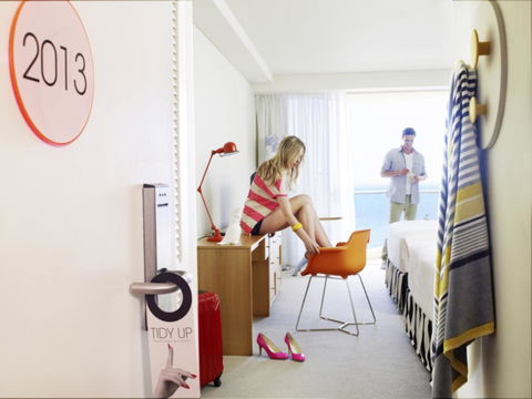 QT Gold Coast - Accommodation Kalgoorlie 38