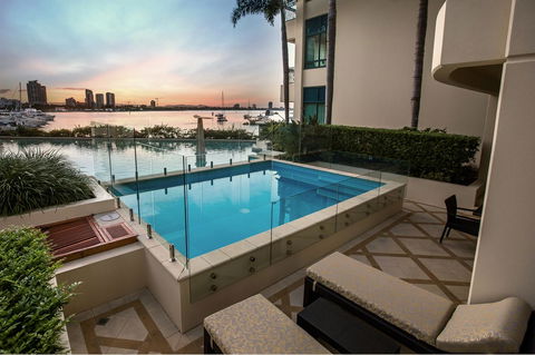 Imperial Hotel Gold Coast - Accommodation Kalgoorlie 2