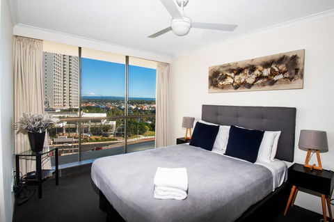 Seacrest Beachfront Apartments Surfers Paradise - Accommodation Kalgoorlie 1