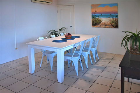 Seacrest Beachfront Apartments Surfers Paradise - Accommodation Kalgoorlie 34