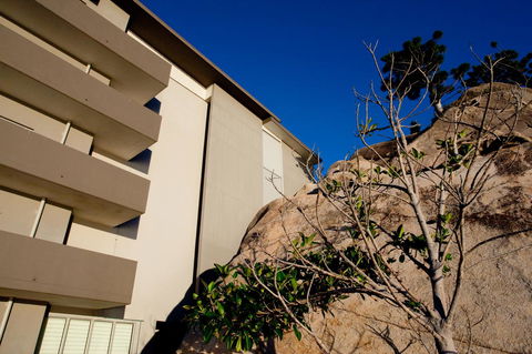 Penthouse On Bright Point - Accommodation Kalgoorlie 17