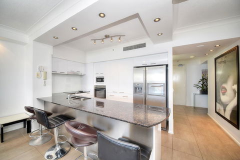 The Towers Of Chevron Renaissance - Holidays Gold Coast - Accommodation Kalgoorlie 18