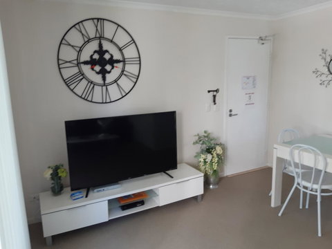 Surfers Beach Resort One - Accommodation Kalgoorlie 4