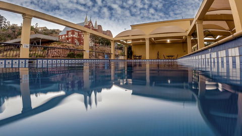 The Robert Towns - Accommodation Kalgoorlie 0