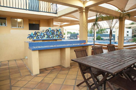 The Robert Towns - Accommodation Kalgoorlie 7