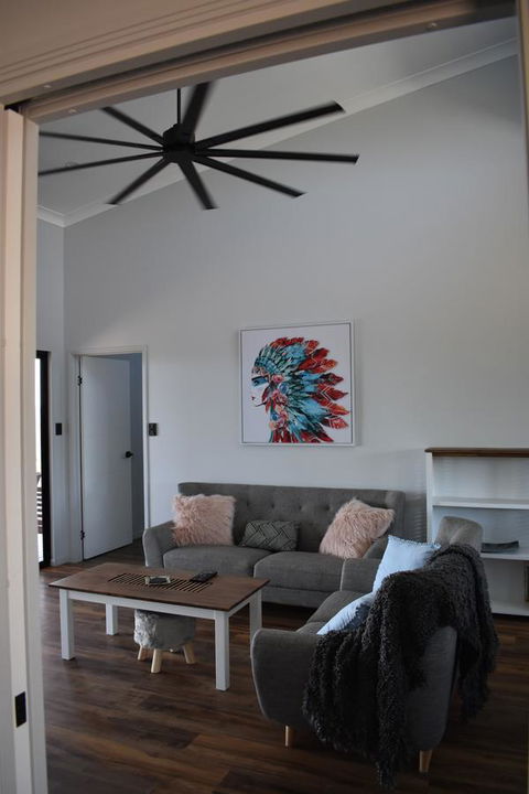 Ironbark House - Accommodation Kalgoorlie 15