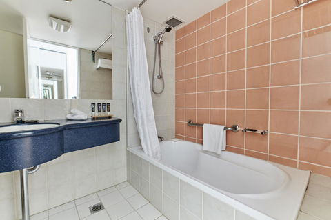 Novotel Cairns Oasis Resort - Accommodation Kalgoorlie 2