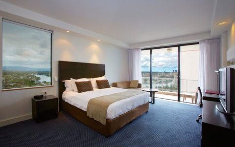 Crowne Plaza Surfers Paradise, An IHG Hotel - Accommodation Kalgoorlie 13