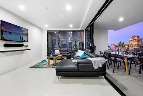 Circle On Cavill, Apartments And Sub Penthouses - We Accommodate - Accommodation Kalgoorlie 36