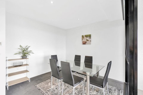 Circle On Cavill, Apartments And Sub Penthouses - We Accommodate - Accommodation Kalgoorlie 11