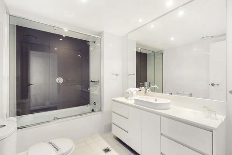 H Star Residences-- Paradise Stayz - Accommodation Kalgoorlie 0